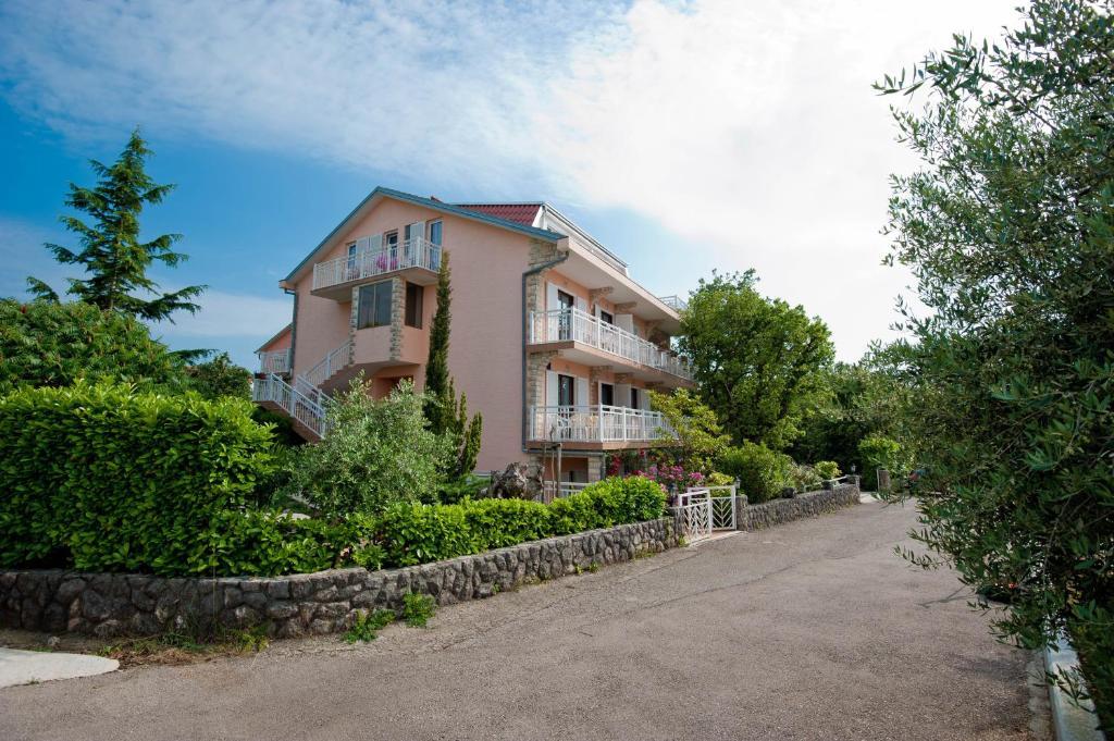 Apartments And Rooms Njivice Szoba fotó